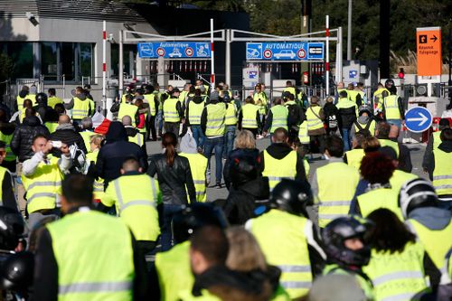 About 125,000 protesters were involved in 2000 demonstrations around France, the Interior Ministry said.