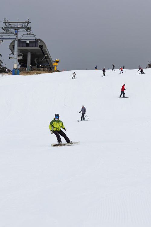 Cold temperatures in May led to the early opening of the Perisher season today.