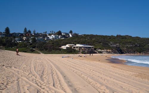 NEWS: Daily life North Curl-Curl. 11th October, 2024. Photo: Wolter Peeters, The Sydney Morning Herald.
