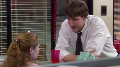 The Office star Jenna Fischer reveals mystery of Jim's teapot note to Pam - 9Celebrity