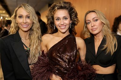 Tish Cyrus, Miley Cyrus and Brandi Cyrus 