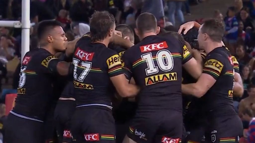 Nathan Cleary slots match-winning field goal for Panthers after Knights' electric start 