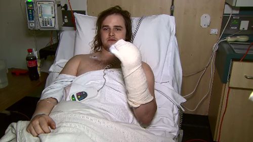 The removalist is set to undergo plastic surgery on a damaged finger. (9NEWS)