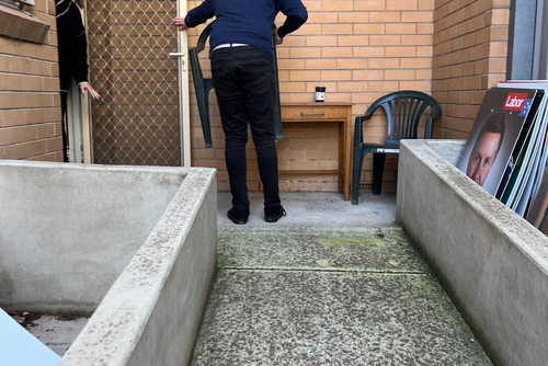 Shane Hryhorec has been using a wheelchair for the past 18 years and ran into an ironic and glaring issue at Health and Disability Minister Mark Butler's office in Port Adelaide.