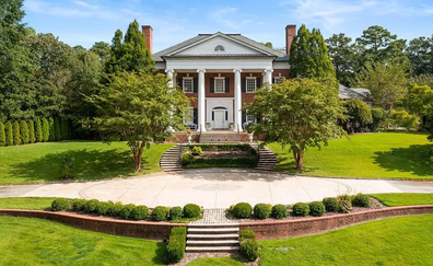 Mariah Carey has listed her Atlanta mansion for $9.4 million, the property that was burglarised while she was on vacation.