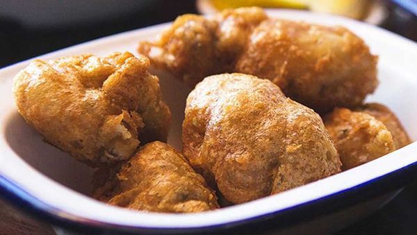The Last Jar's Guinness battered oysters