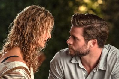 Laura Dern and Liam Hemsworth in the movie Lonely Planet 
