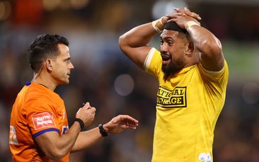 Ardie Savea of the Hurricanes remonstrates with the referee over the final decision.