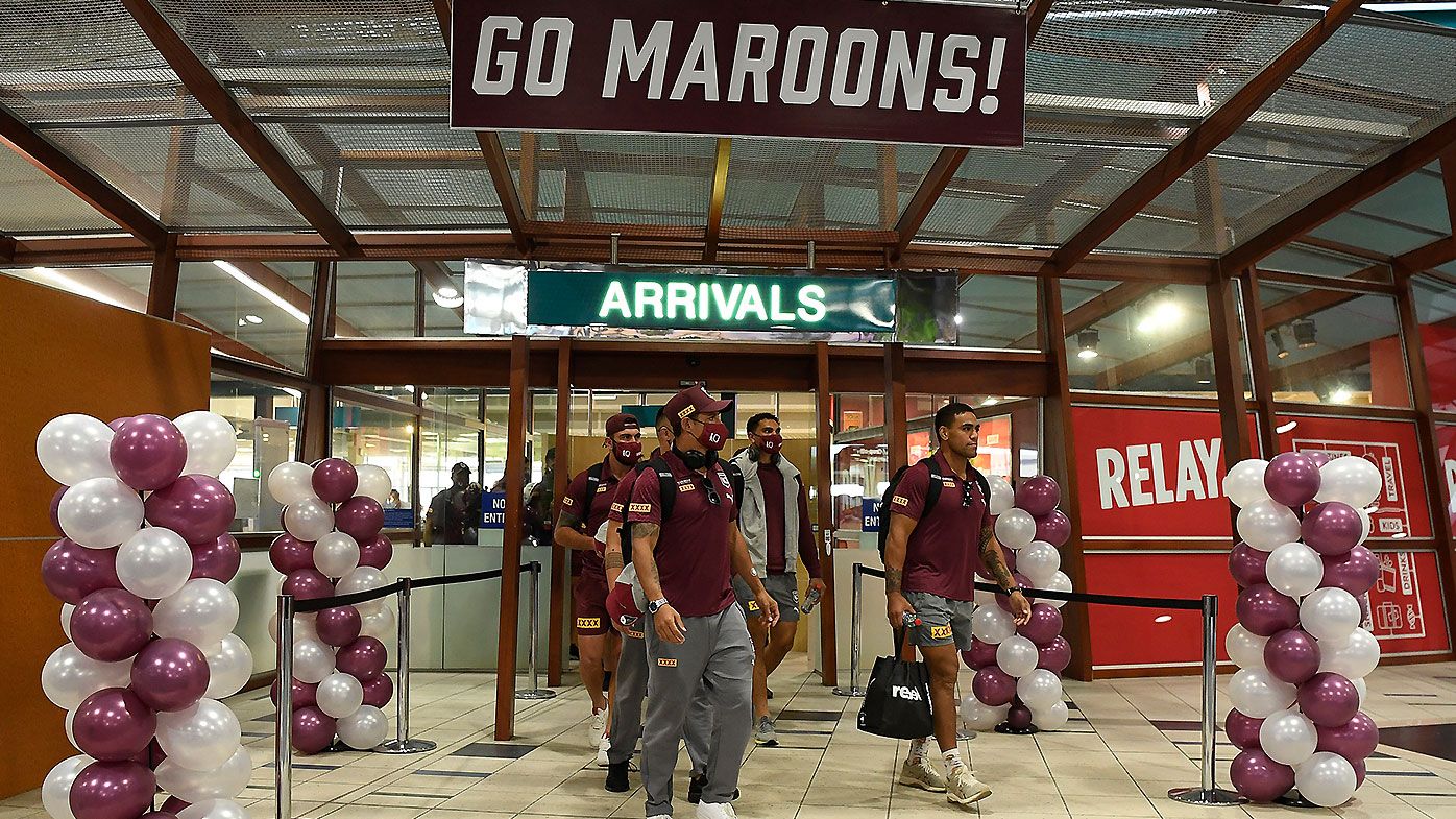 'Bit of a fizzle': Origin stars land in Townsville to awkward reception with no fanfare