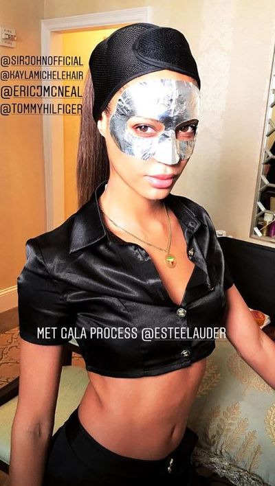 Victoria's Secret Joan Smalls posted a photo of herself using an eye mask from Estee Lauder&nbsp;