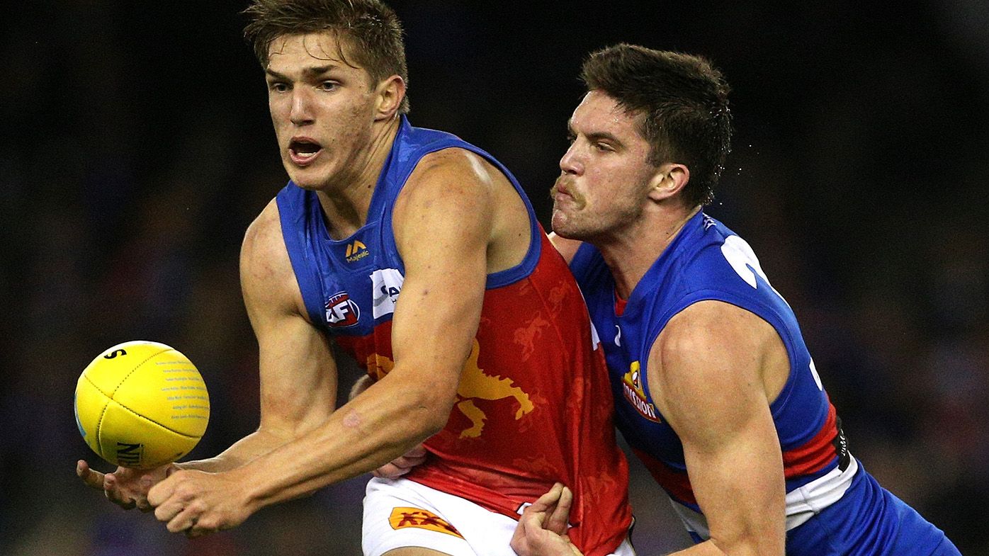 Bontempelli stars, Dogs down Lions in AFL