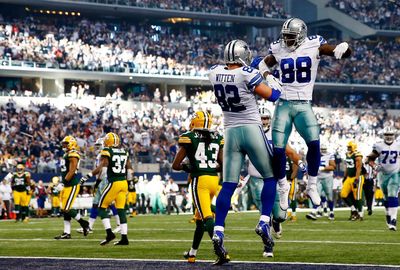 <b>The Dallas Cowboys have dethroned Real Madrid as the most valuable sports team in the world according to a Forbes survey of the richest teams in the NFL.</b><br/><br/>"America's Team", who have not won the Super Bowl since 1995, topped the Forbes list with a value of $5.6 billion as part of a dramatic rise in the values of NFL franchises fuelled in part by a gargantuan TV deal worth $6.16 billion a season.<br/><br/>The valuation puts them ahead of Madrid, who were valued by Forbes at $4.57 billion according to a global list released earlier this year.