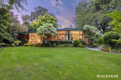homes of the week Modernist beauty in a blue-ribbon embassy locale canberra