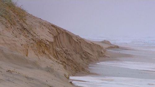 Beaches along the Queensland coast are closed today as wild weather in the aftermath of ex-Cyclone Linda continues to pummel the state's shoreline (9NEWS).