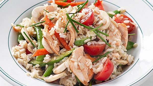 Weight Watchers' grilled salmon salad with brown rice