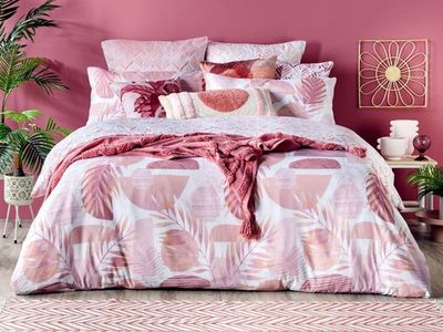 Lost In Paradise Vivid Quilt Cover Set  Spotlight