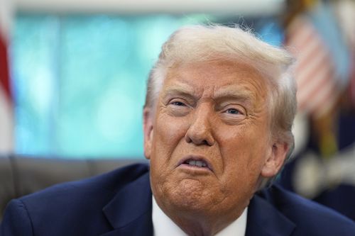 Um juiz disse que o processo de Donald Trump contra o New York Times estava cheio de 