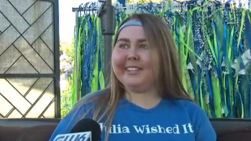 US teen with brain cancer uses wish to give back to community