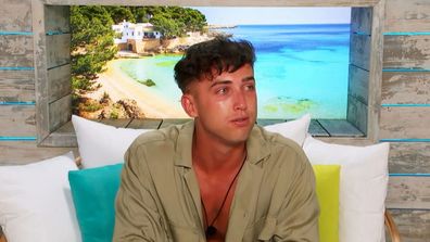 Love Island Australia 2022: mitchell tears over jordan