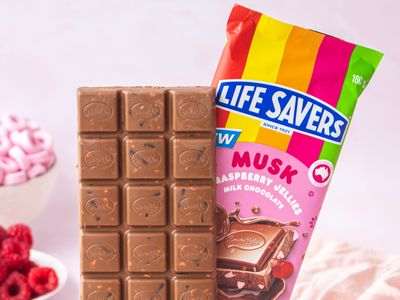 Lifesavers musk and raspberry chocolate