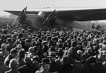 When did the Southern Cross make the first successful trans-Tasman flight?
