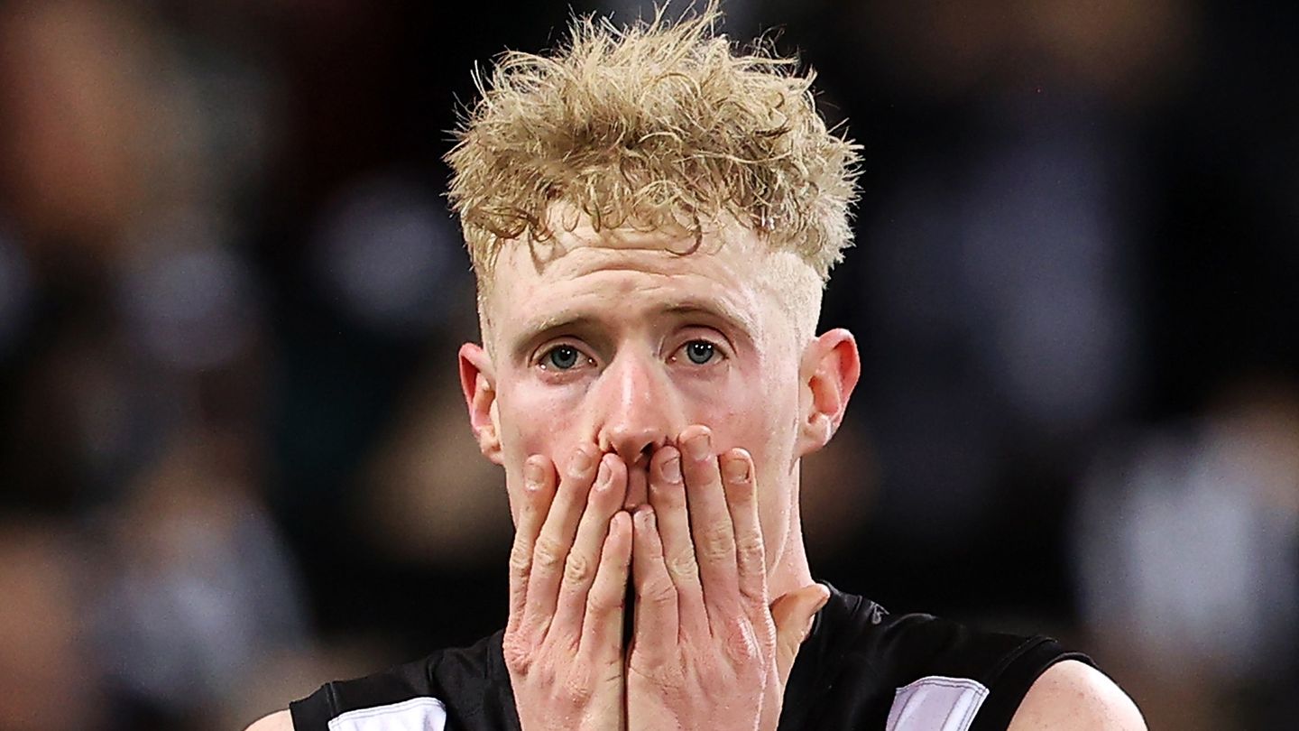 SYDNEY, AUSTRALIA - SEPTEMBER 17: John Noble of the Magpies looks dejected after defeat during the AFL Second Preliminary match between the Sydney Swans and the Collingwood Magpies at Sydney Cricket Ground on September 17, 2022 in Sydney, Australia. (Photo by Mark Kolbe/AFL Photos/via Getty Images)