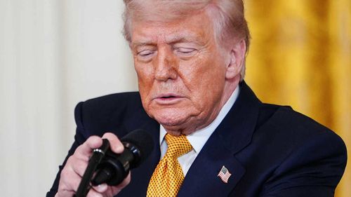 La maggior parte degli americani crede di poter battere Donald Trump in uno scontro fisico.