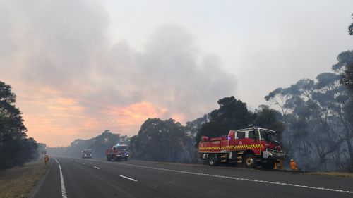 Victoria Bushfires emergency Bunyip State Park Yinnar South