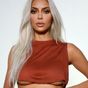 Khloé Kardashian pokes fun at Kim's new underwear pic