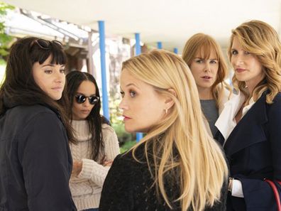 Nicole Kidman, Reese Witherspoon, Shailene Woodley, Zoe Kravitz, Laura Dern in Bog Little Lies
