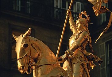 Joan of Arc testified which archangel told her to liberate France from England?