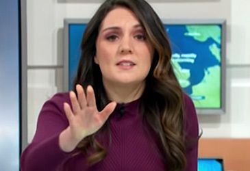 Which MP called UK meteorologist Laura Tobin an "ignorant Pommy weather girl"?