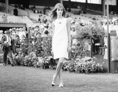 Jean Shrimpton and the Melbourne Cup minidress