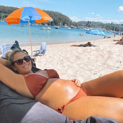 Fiona Falkiner shares baby bump photo