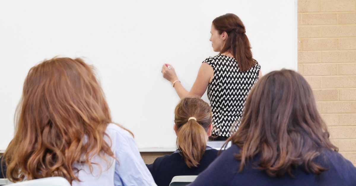 Teaching crisis continues, experts sound the alarm over mental health concerns