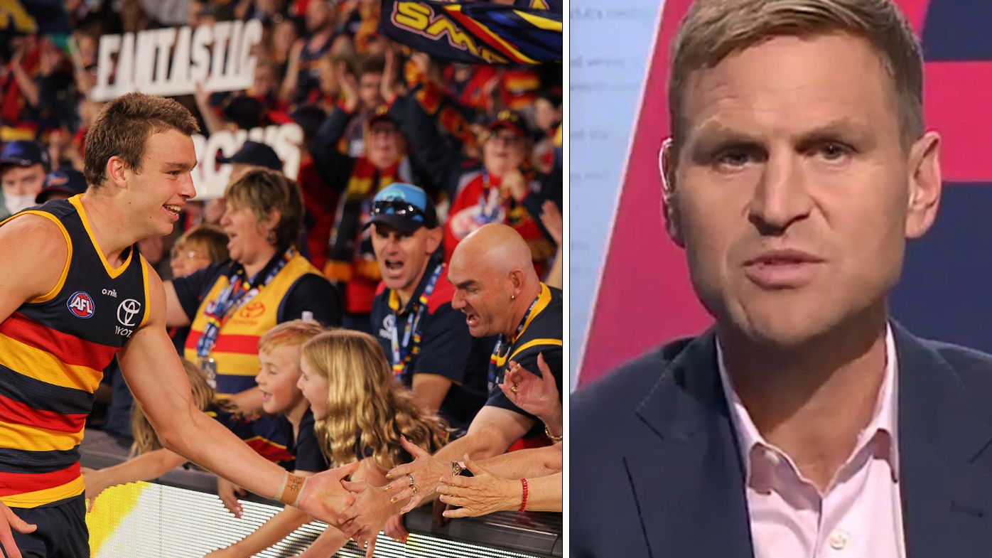 Kane Cornes rips 'ridiculous' SA Health request for fans not to touch the ball at Collingwood-Crows game