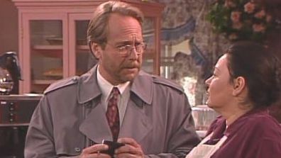 Roseanne Barr and Martin Mull in Roseanne (1988)