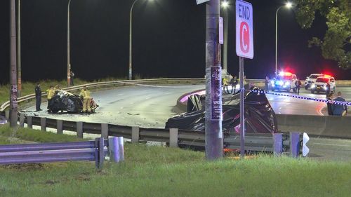 Sul posto sono morti due conducenti e un passeggero. 