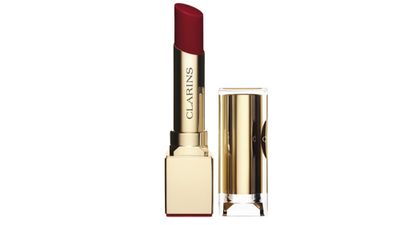 <p>Queen Elizabeth II commissioned Clarins to create a blue-based red lipstick to match her coronation robes in 1952. It was called “The Balmoral Lipstick” after her Scottish estate.</p>