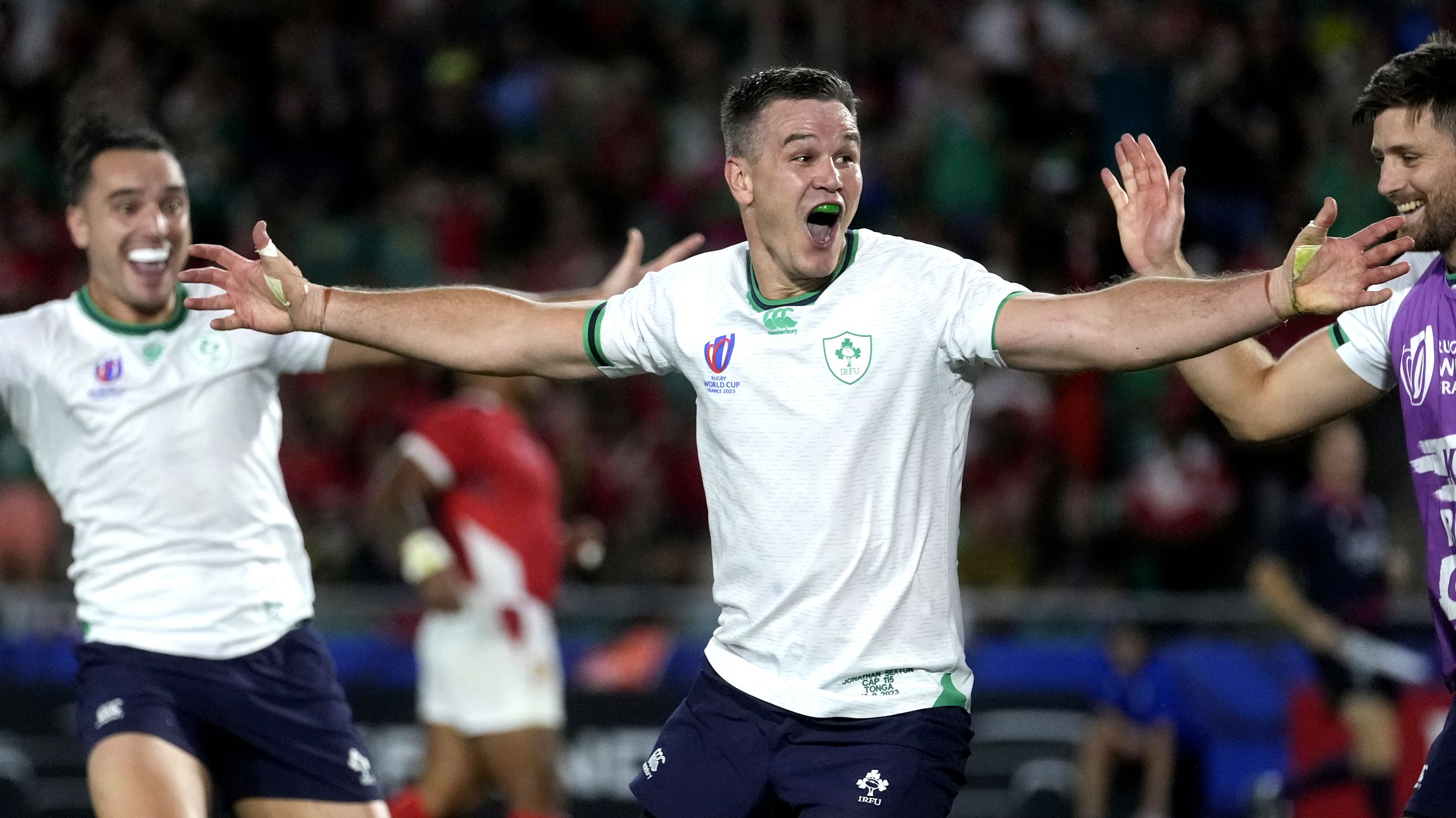 Ireland&#x27;s Johnny Sexton celebrates after becoming the nation&#x27;s all-time top scorer.