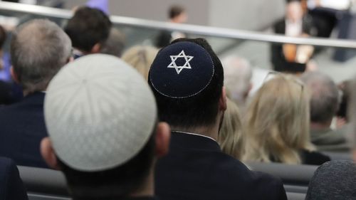 German official cautions on wearing Jewish skullcaps