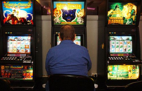 The top pokie venues in Sydney raked in $253 million last financial year. (AAP)