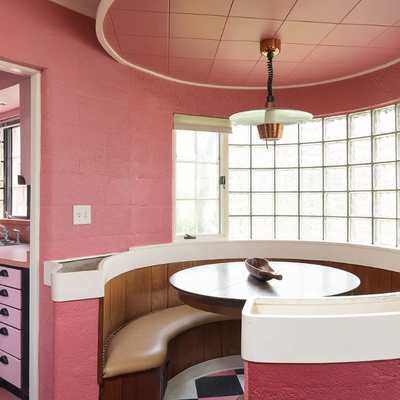 Stunning 1940s ‘Barbiecore’ home for sale in the US