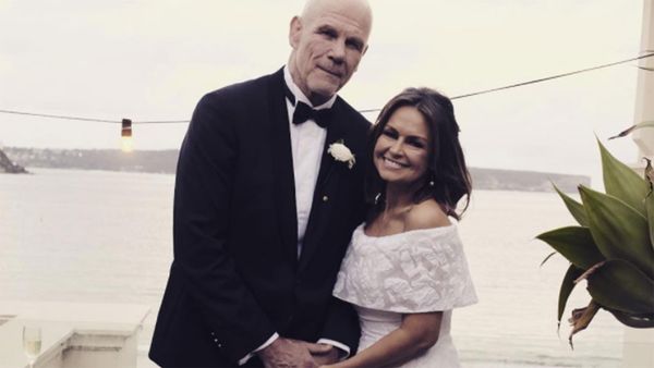 Lisa Wilkinson and Peter FitzSimons have renewed their wedding vows.(Photo: Lisa Wilkinson Instagram)