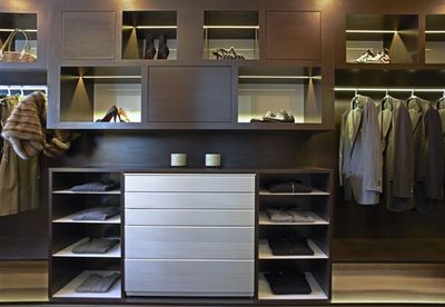 Get Ready to Be Jealous: Luxurious Walk-in Closets of Billionaire