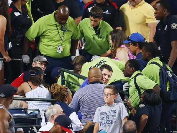 Fan falls to his death at baseball game