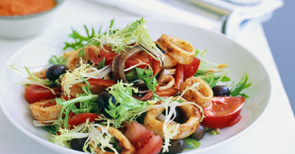 Barbecued squid, endive and olive salad with romesco sauce - 9Kitchen