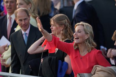 Sophie, the Duchess of Edinburgh, sings along to Lionel Richie