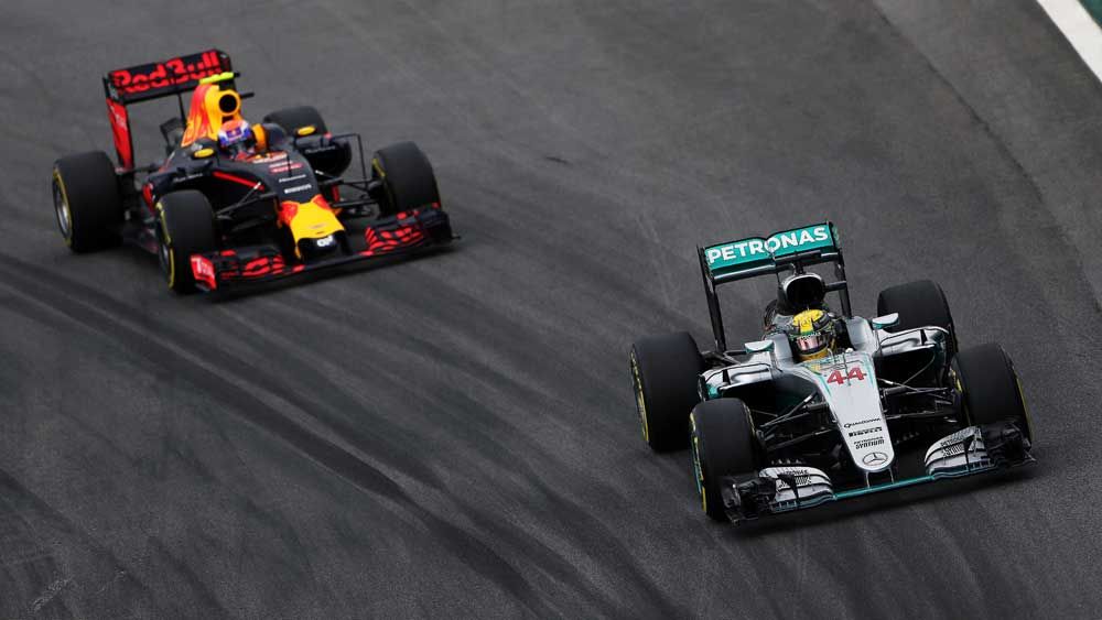 Lewis Hamilton takes F1 pole in Brazil