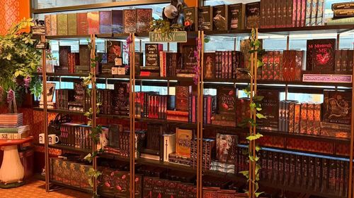 Books Ever After è specializzato in romanzi rosa in edizione speciale difficili da trovare in Australia.